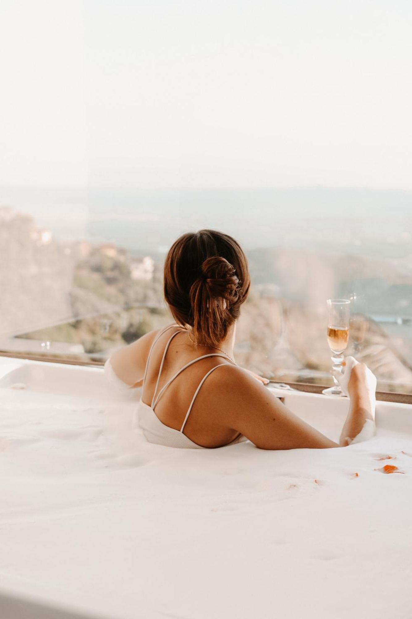 Z Art Hotel Krujë Zewnętrze zdjęcie