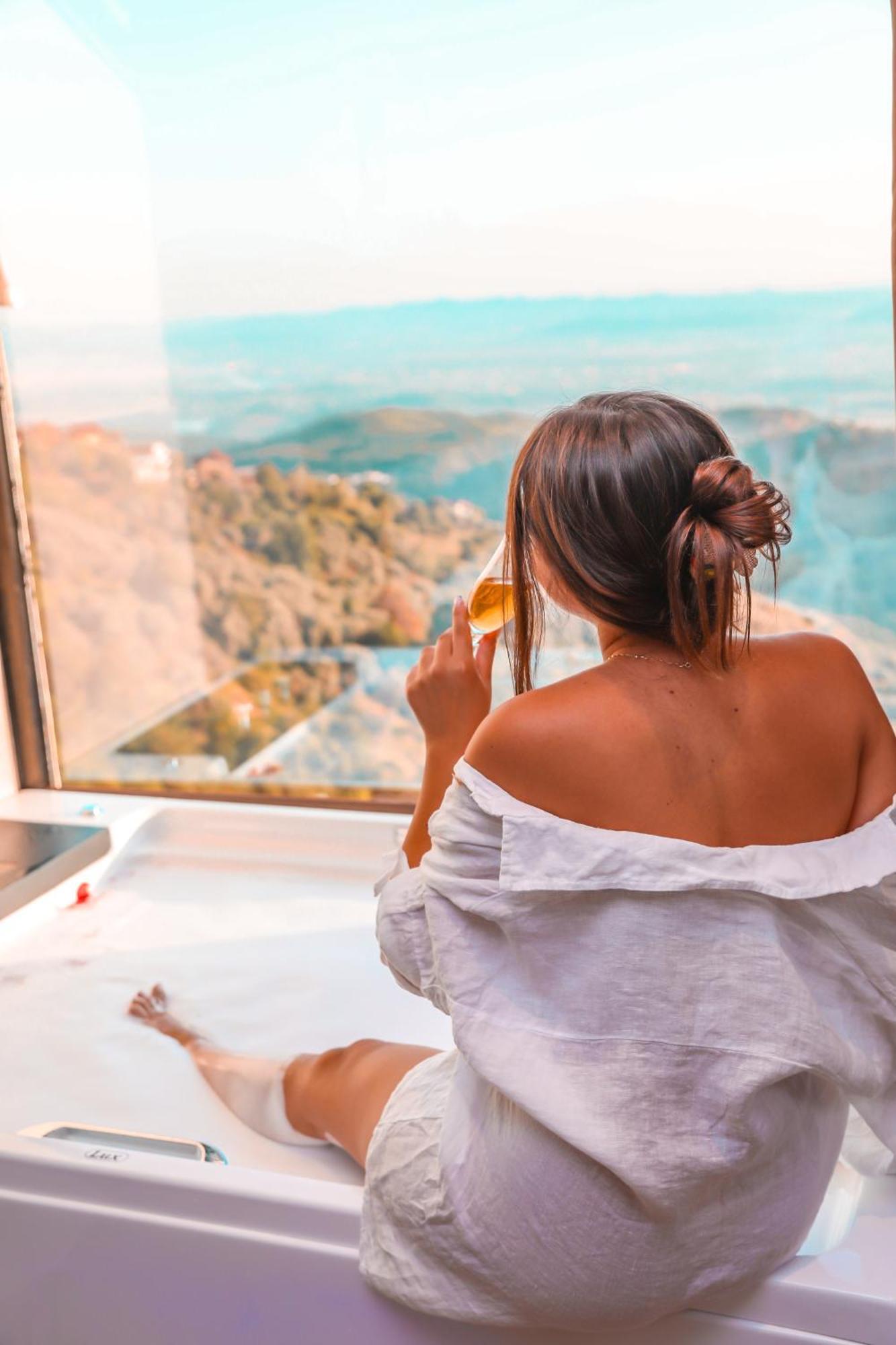 Z Art Hotel Krujë Zewnętrze zdjęcie