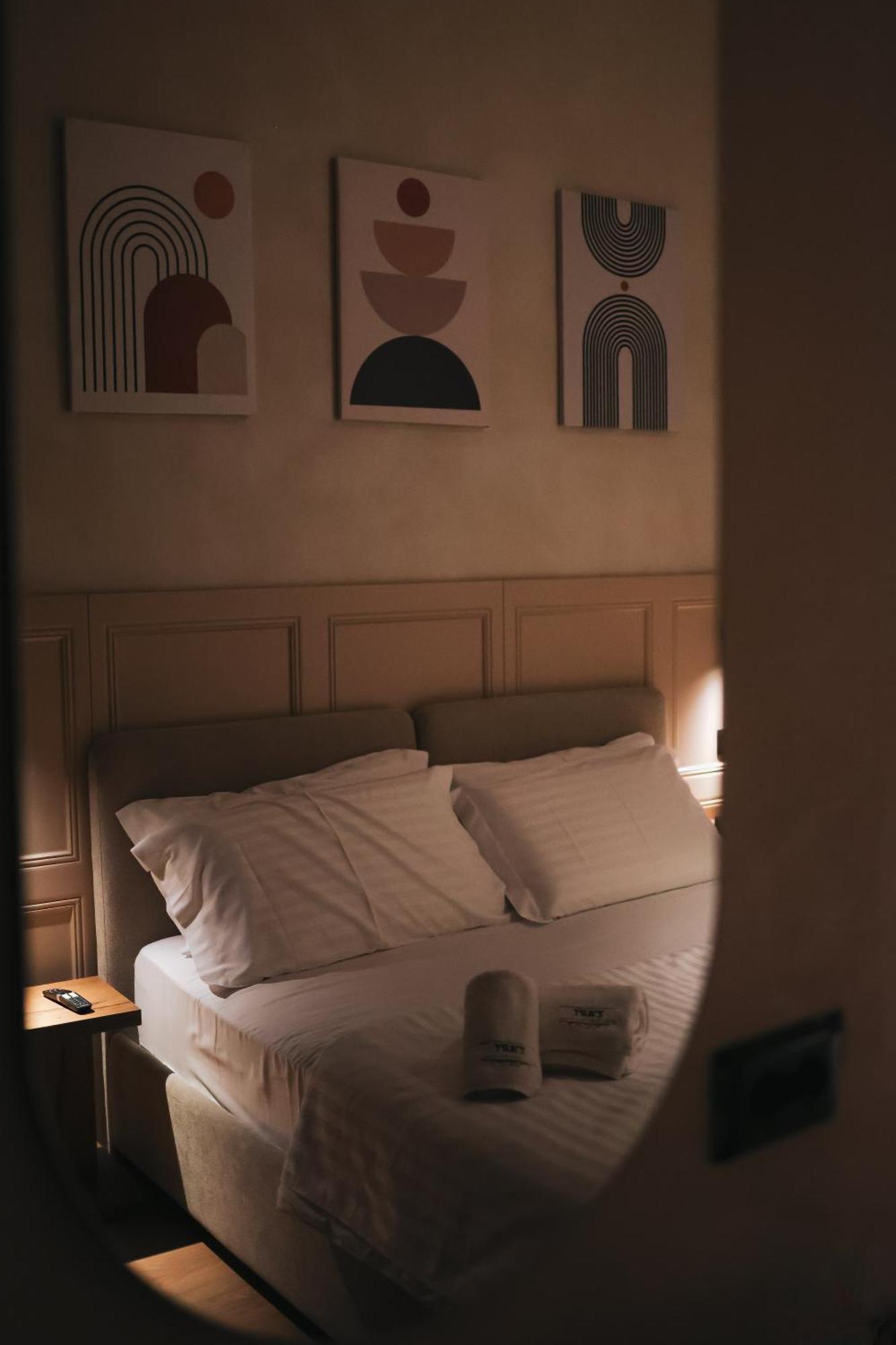 Z Art Hotel Krujë Zewnętrze zdjęcie